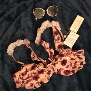 Summer sale!! NWT For ❤️ & 🍋 👙 Top